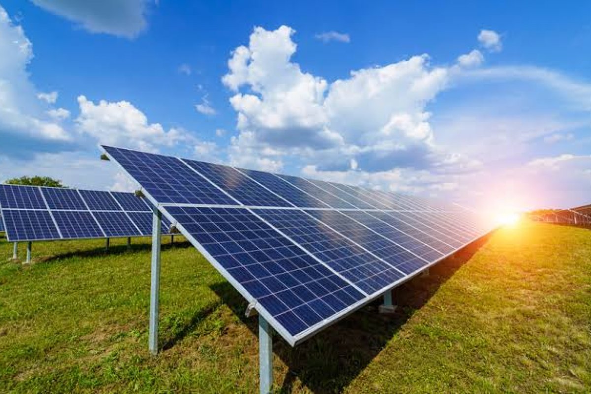 Plataforma democratiza acesso à energia solar e tem 48% do crédito liberado para consumidores da classe C no 2º trimestre! 