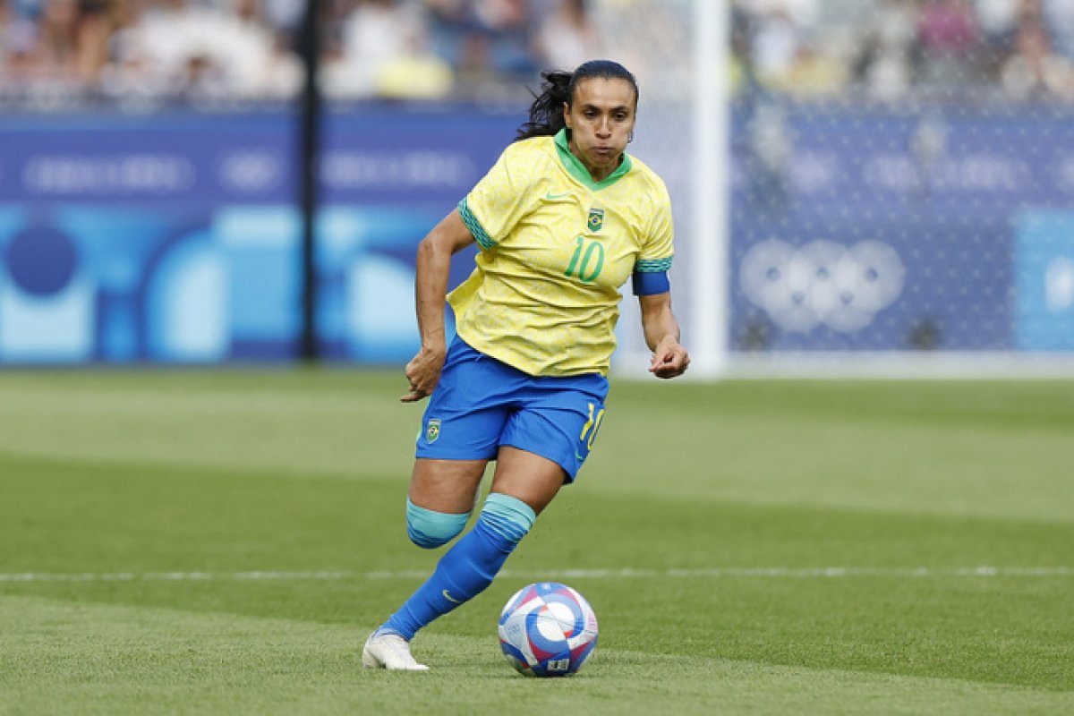 Marta aceita posição de reserva na final olímpica contra os EUA