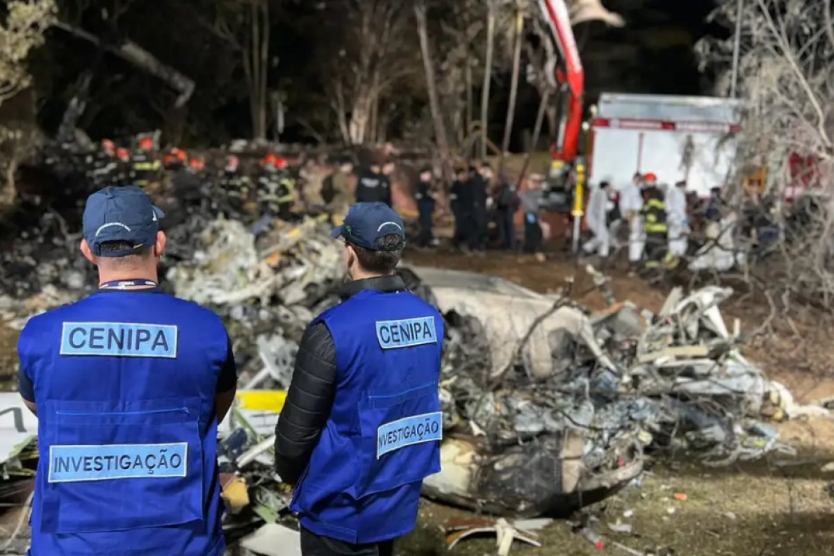 Corpos de 17 vítimas da queda do avião da Voepass já foram identificados, e 8, liberados