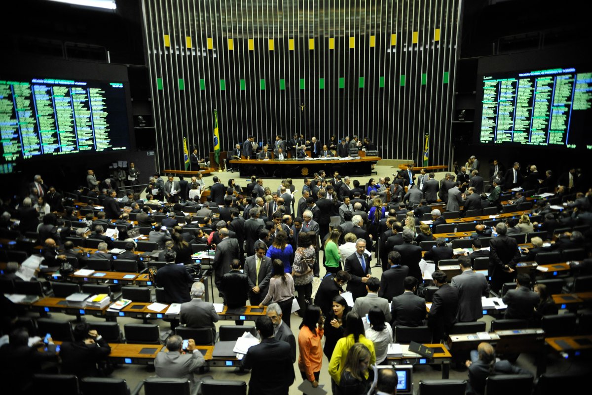 Com urgência Câmara aprova projeto de regulamentação em Reforma Tributária  