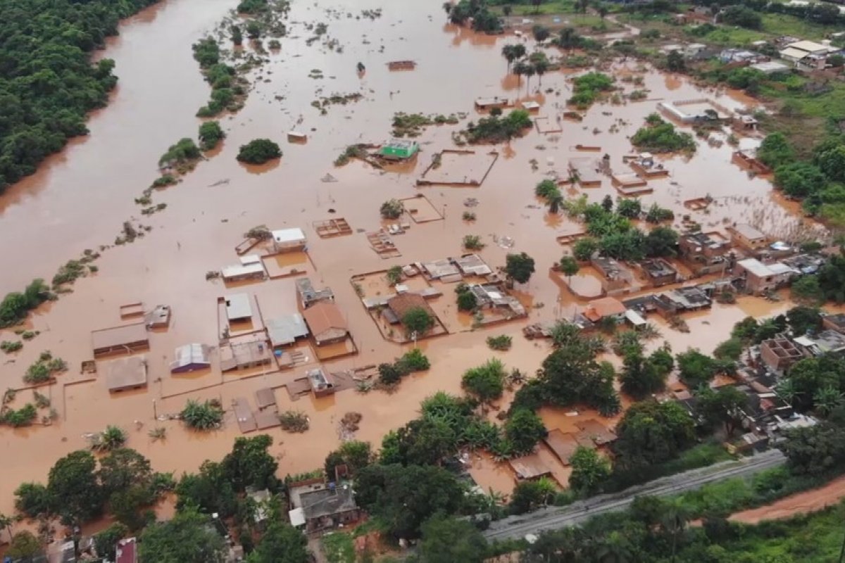 Minas Gerais decreta situação de emergência em mais de 100 cidades após chuva
