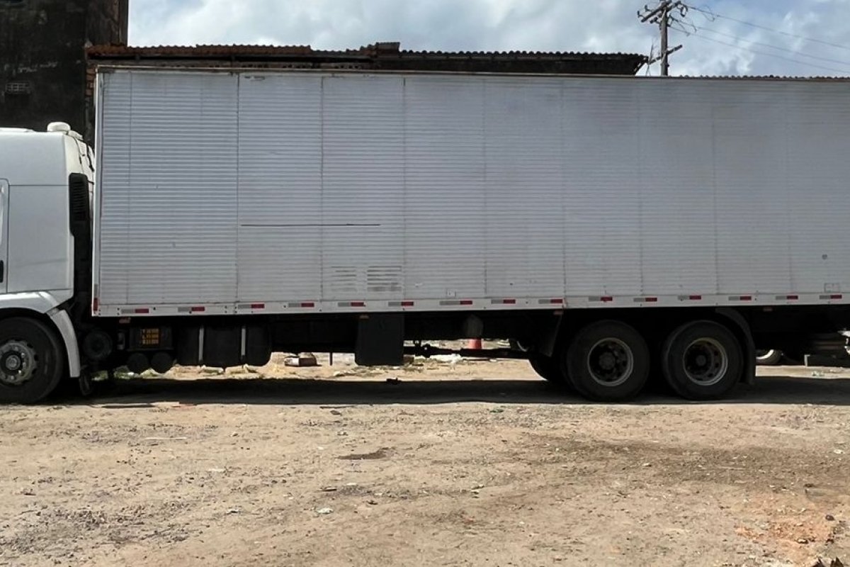 Carga avaliada em mais de R$ 487 mi é recuperada no bairro de Valéria 