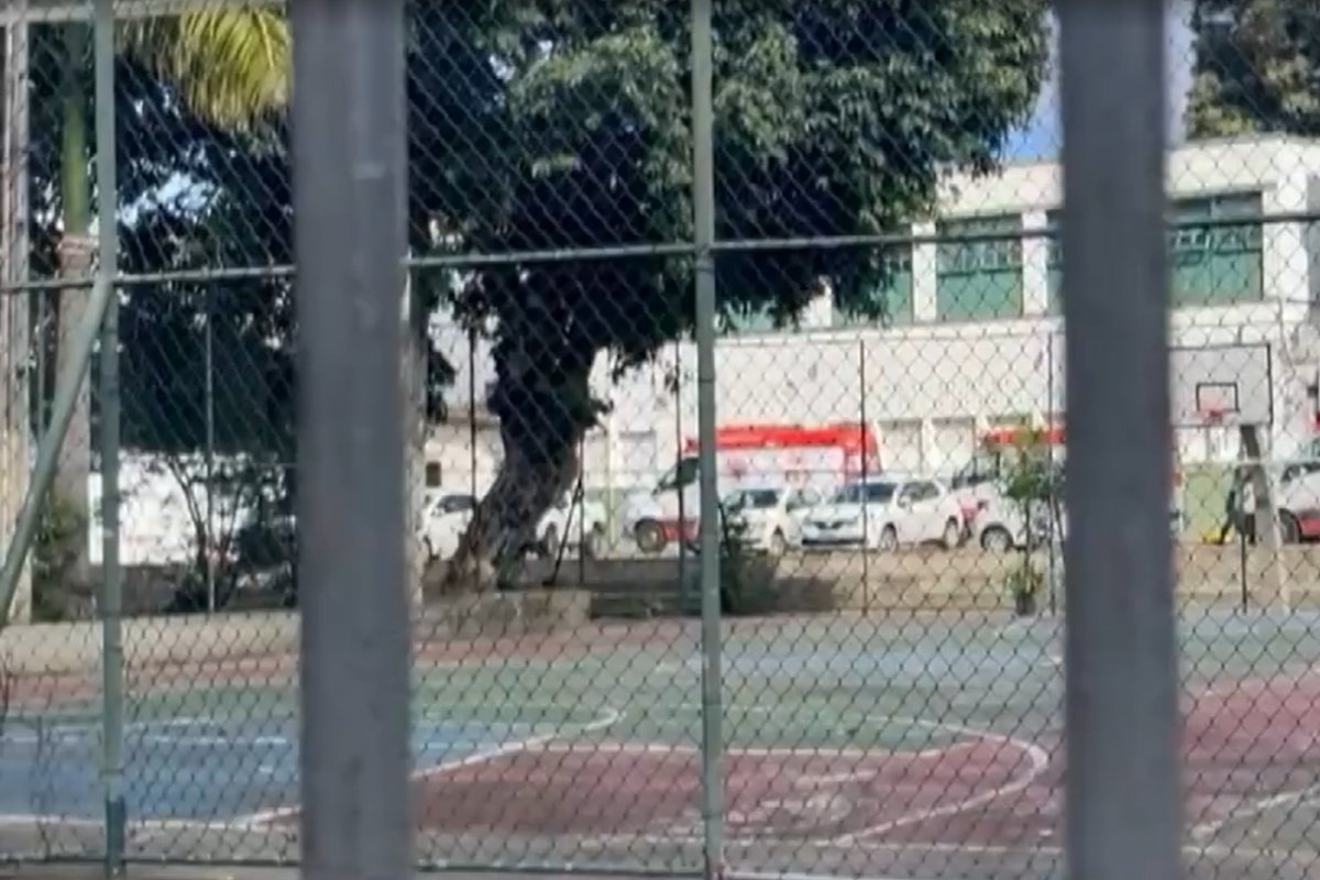 Mais de 20 alunos passam mal durante gincana em escola de Salvador 