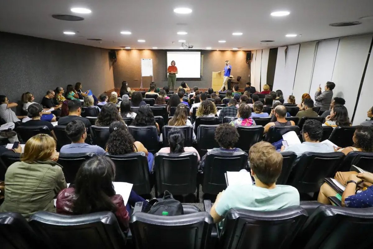 Cerca de 80% dos inscritos no Concurso Unificado têm de 20 a 44 anos