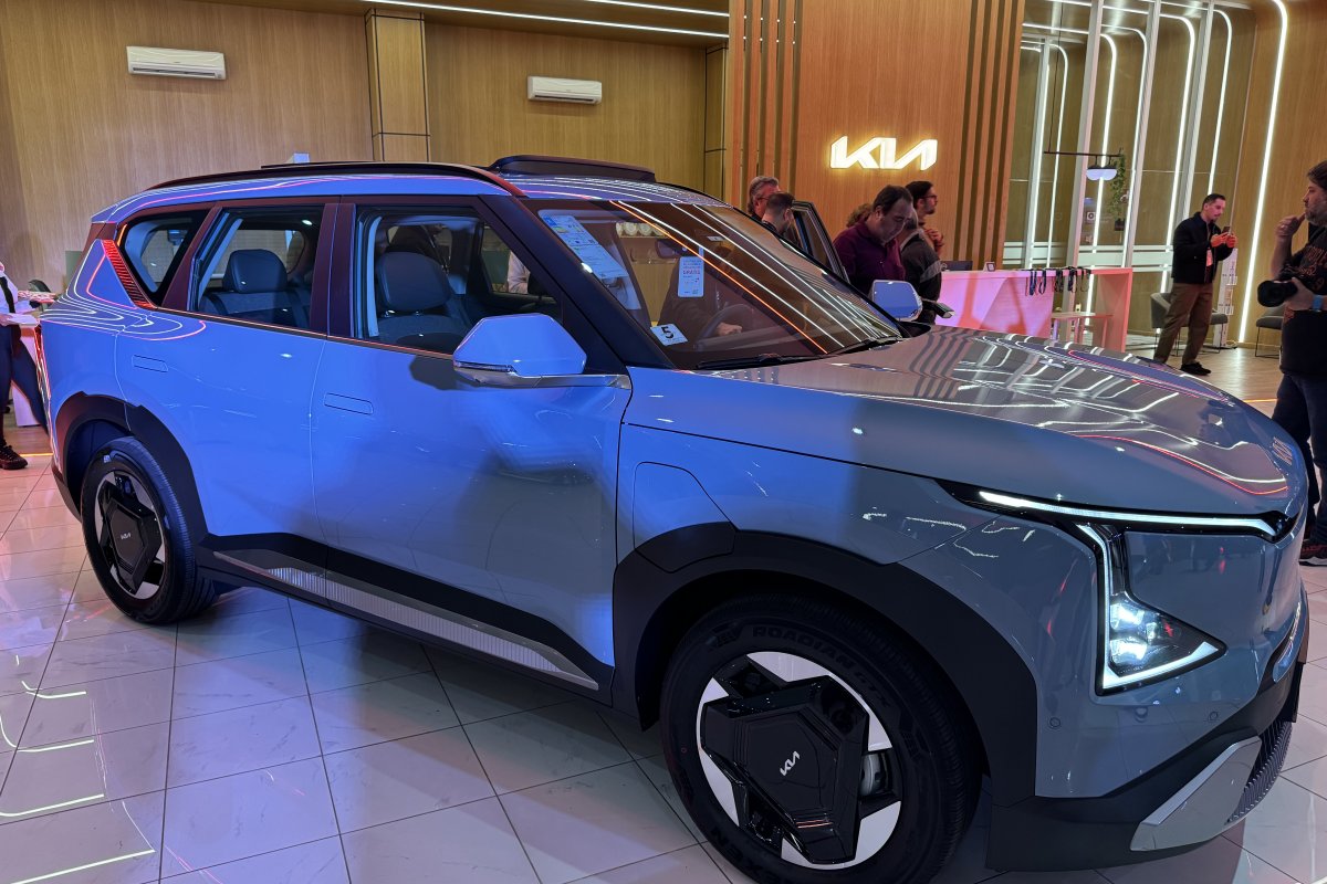Kia lança EV5 com motor elétrico por R$ 399,9 mil 