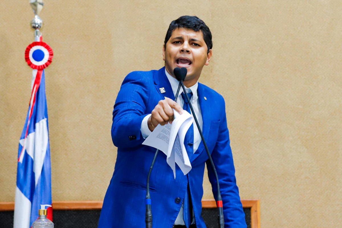 Diego Castro propõe PL para garantir transparência em novos empréstimos solicitados por Jerônimo