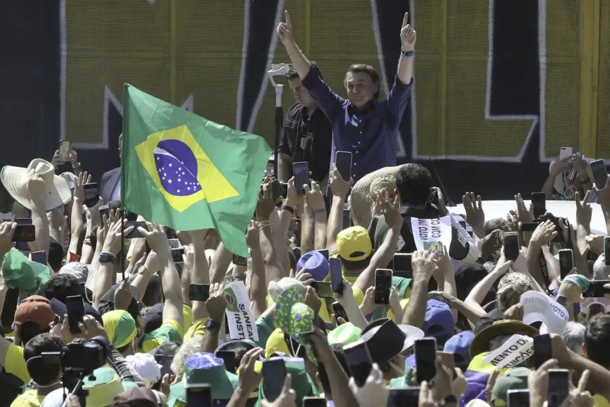 Feriado 7 de Setembro: Bolsonaro convoca apoiadores para ato na Av. Paulista 