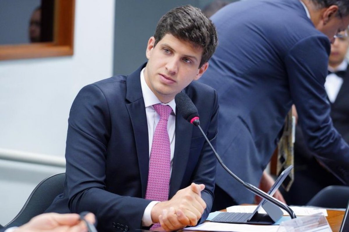 João Campos decreta luto de três dias após desabamento que deixou dois mortos e 22 feridos em Recife