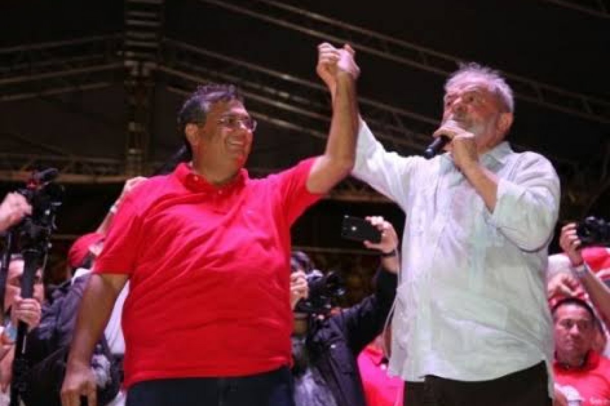 Lula quer Flávio Dino na cabeça de chapa do PT em 2022