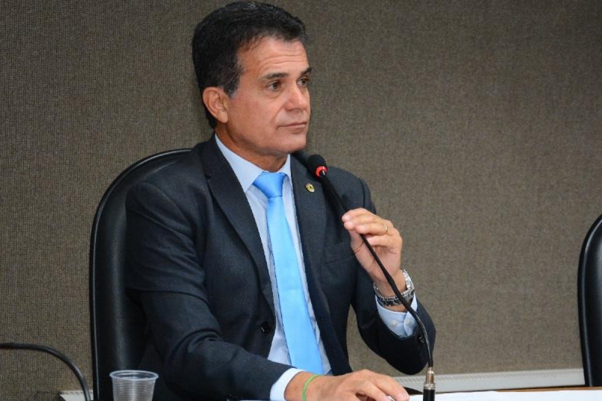 Eduardo Salles culpa ViaBahia por mortes em acidente envolvendo ônibus na BR-324