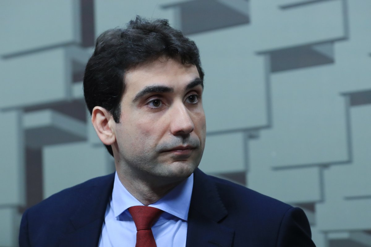 Governo espera sabatina de Galípolo no dia 10, mas nega querer antecipar mandato de Campos Neto