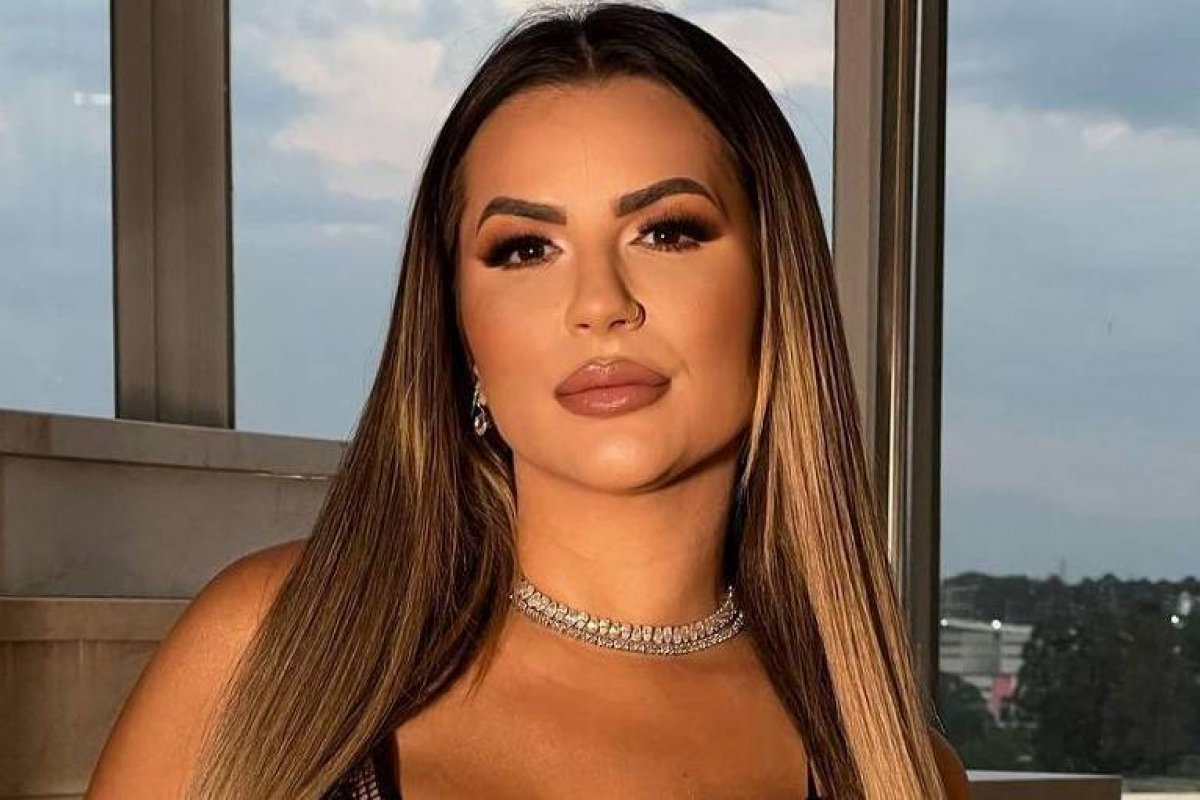 Deolane Bezerra passa noite em cela reservada no Recife após ser presa em operação contra lavagem de dinheiro e jogos ilegais