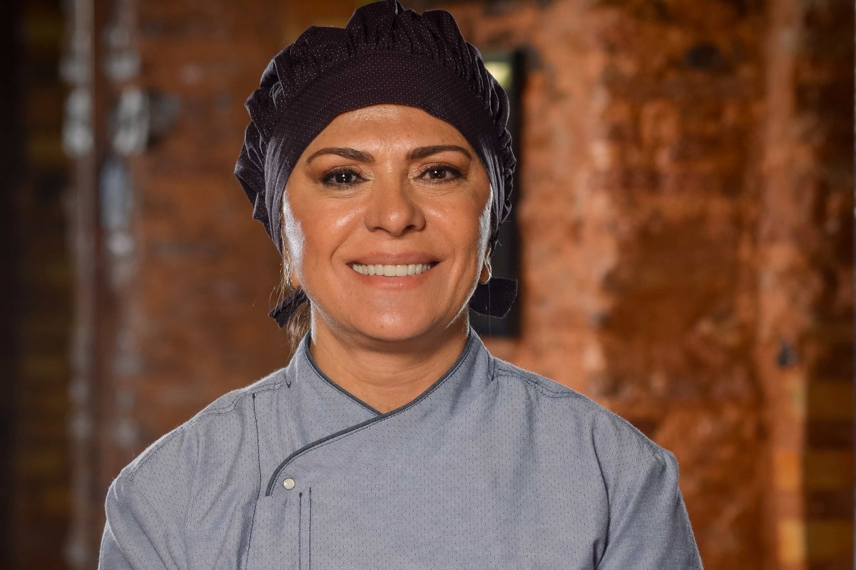 Chef Andréa Ribeiro fará aula show ao vivo  em evento da Prazeres da Mesa! 