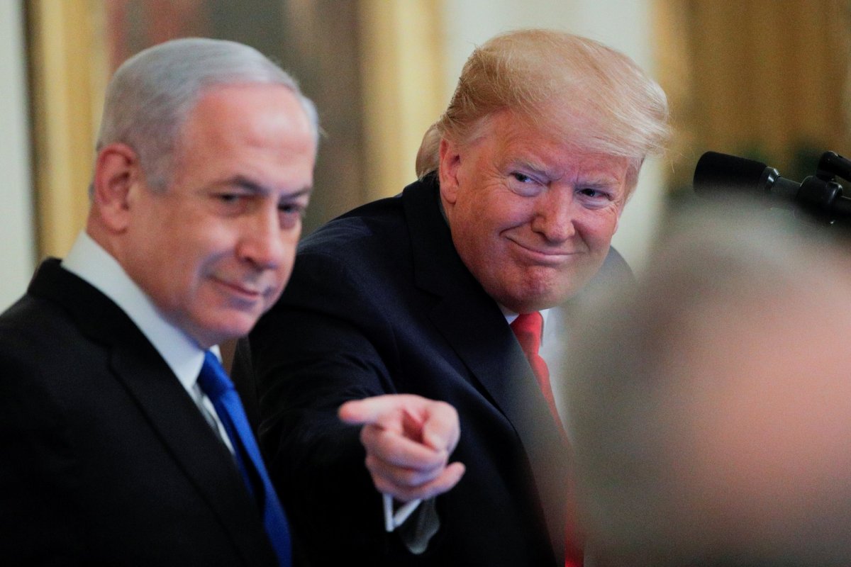 Trump apresenta plano de paz para o Oriente Médio