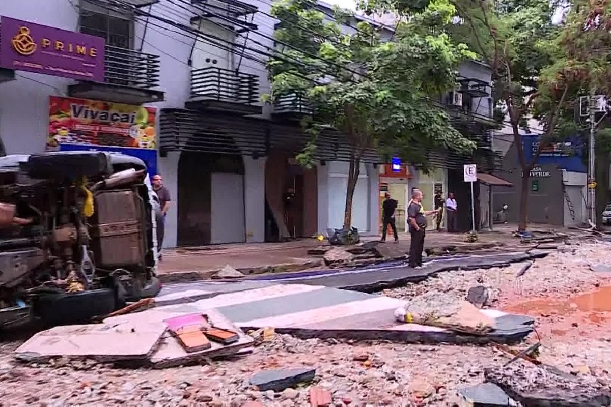 Fortes chuvas causam destruição na Grande Belo Horizonte 