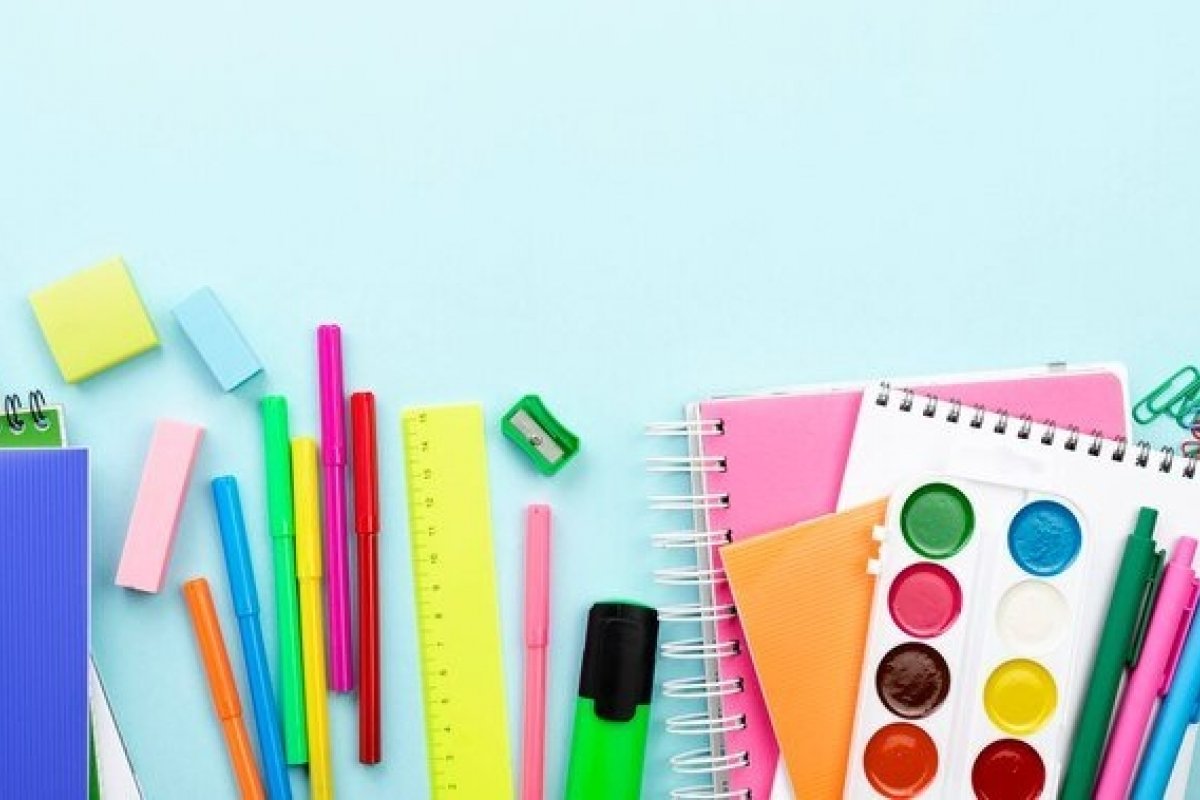 Escola bilíngue oferece bolsas de estudo para novos alunos do ensino médio em 2025!