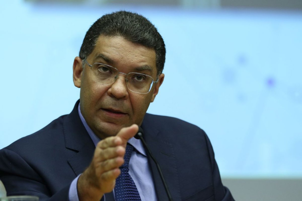 Governo cumpre teto de gastos em 2019