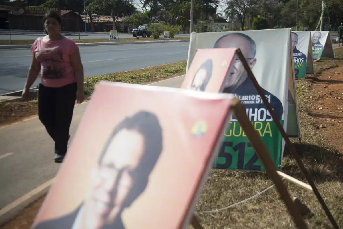 Justiça Eleitoral recebe cerca de 68 mil denúncias de propaganda ilegal 