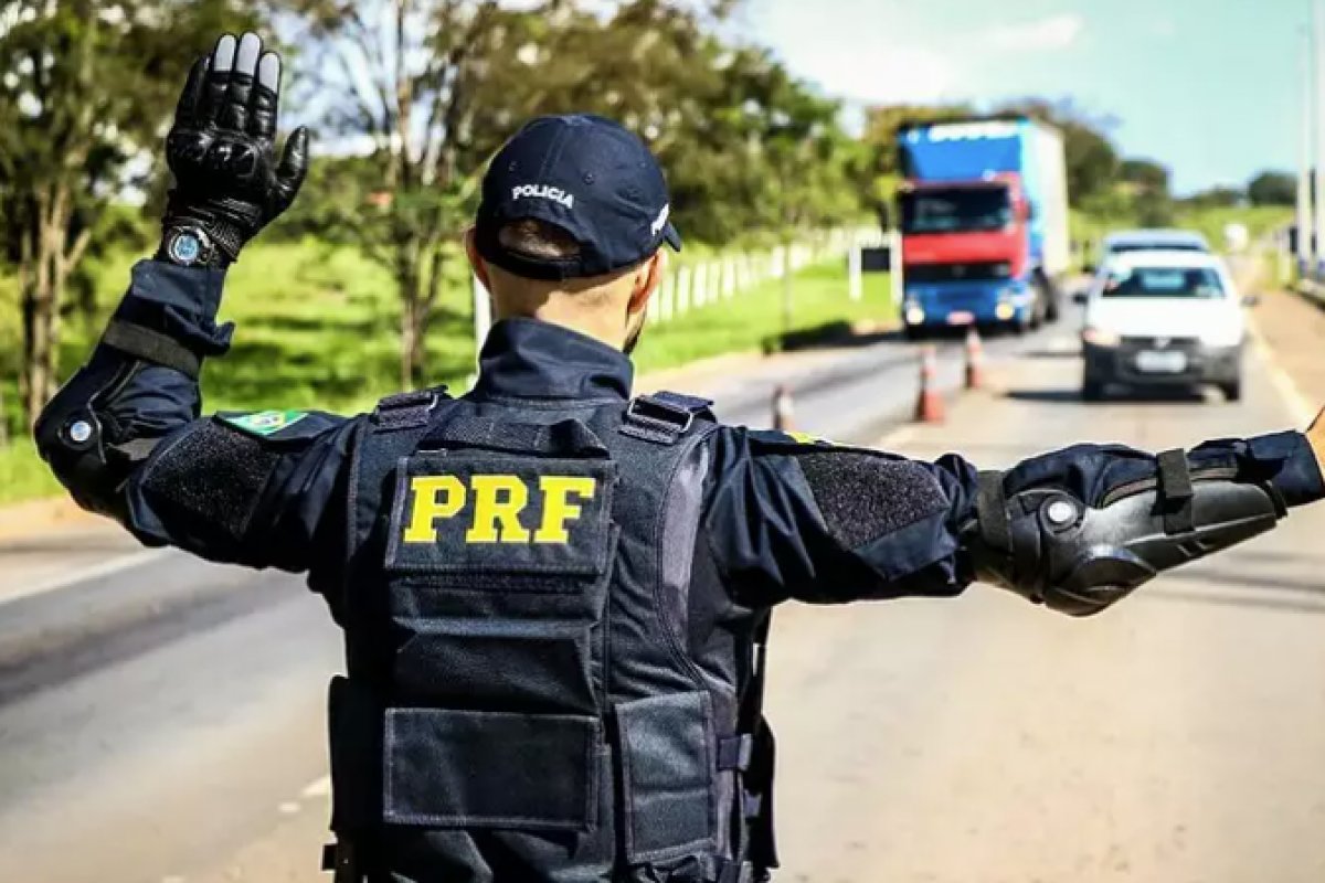 PRF está proibida de fazer bloqueios durante eleições municipais, afirma Lewandowski 