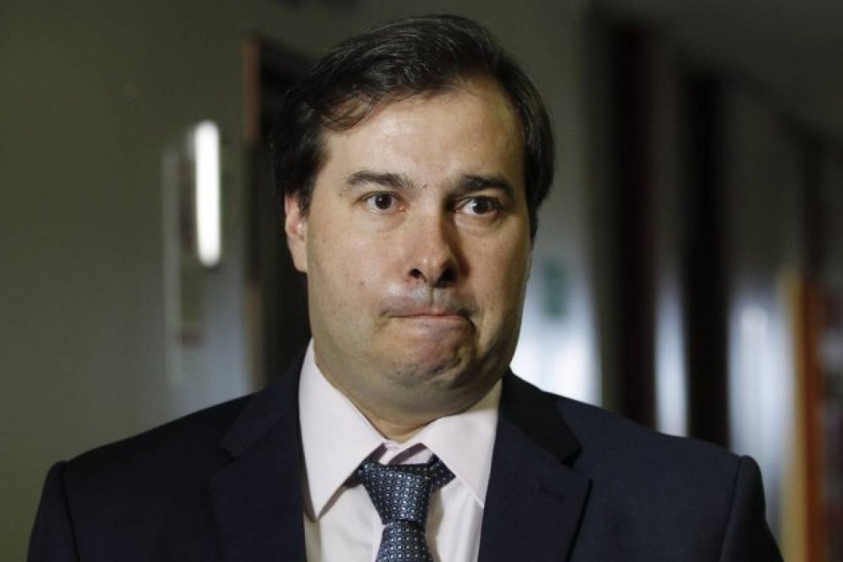 Rodrigo Maia faz nova crítica ao governo Bolsonaro e ao ministro Abraham Weintraub