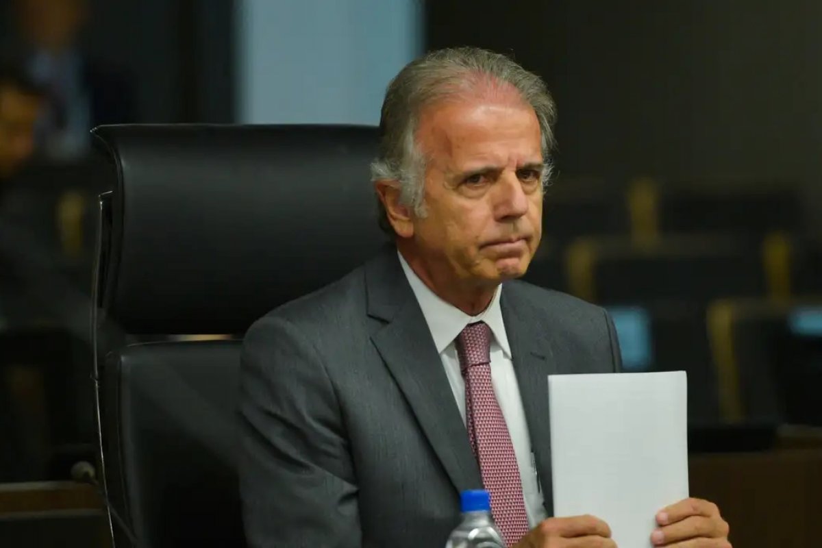 Vídeo: Ministro da Defesa diz que interferência ideológica do Governo Federal barra licitação com Israel
