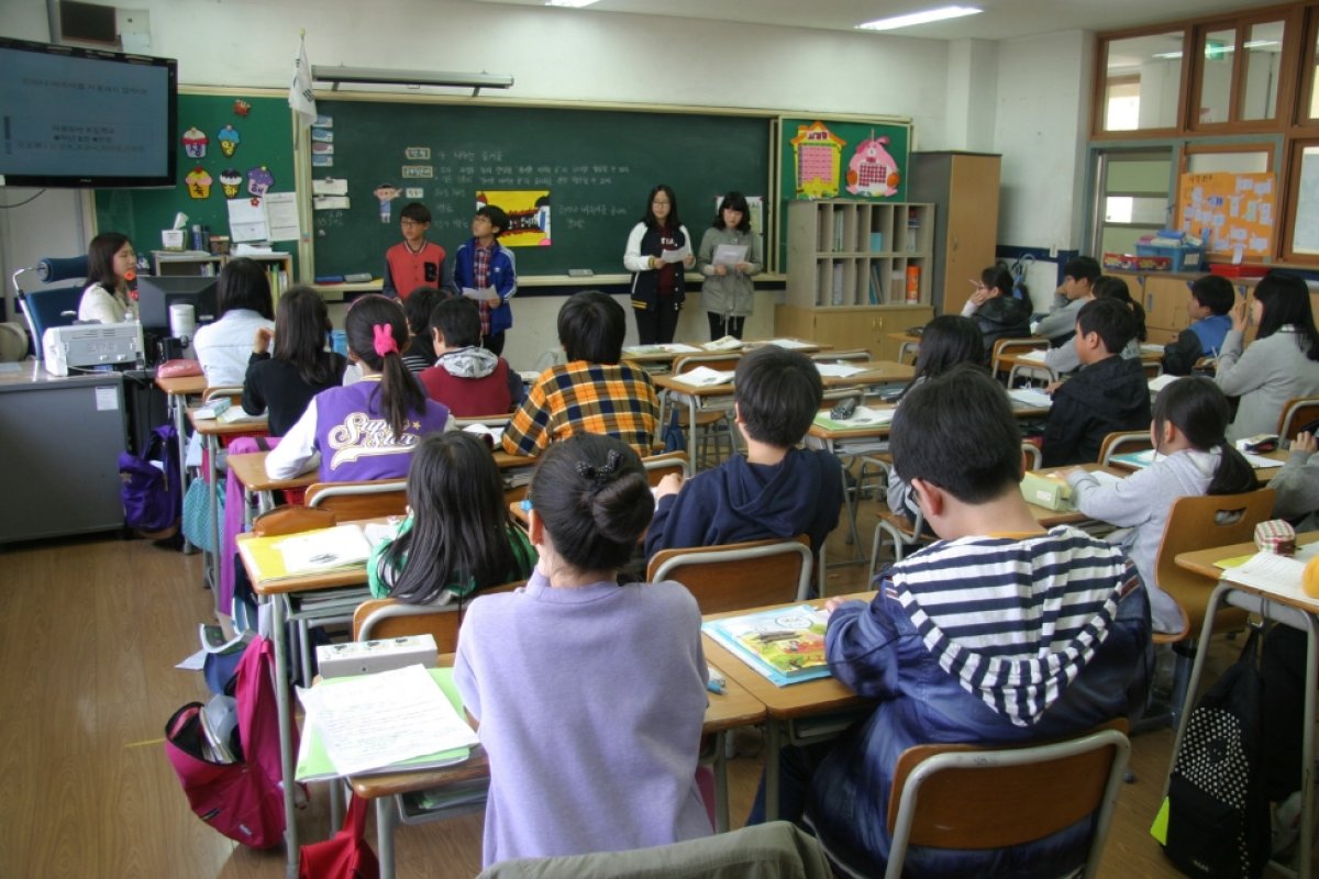 Como escolher a escola ideal para seu filho: dicas valiosas para o período de rematrículas! 