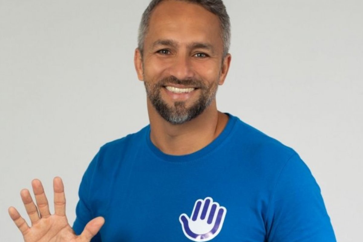 Candidato a prefeito de Camaçari, Flávio Matos gasta R$ 1 milhão em combustível, diz coluna