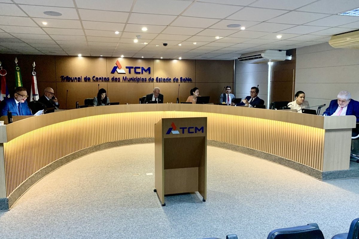 TCM-BA determina que prefeito de cidade baiana devolva R$1,7 milhões aos cofres públicos 