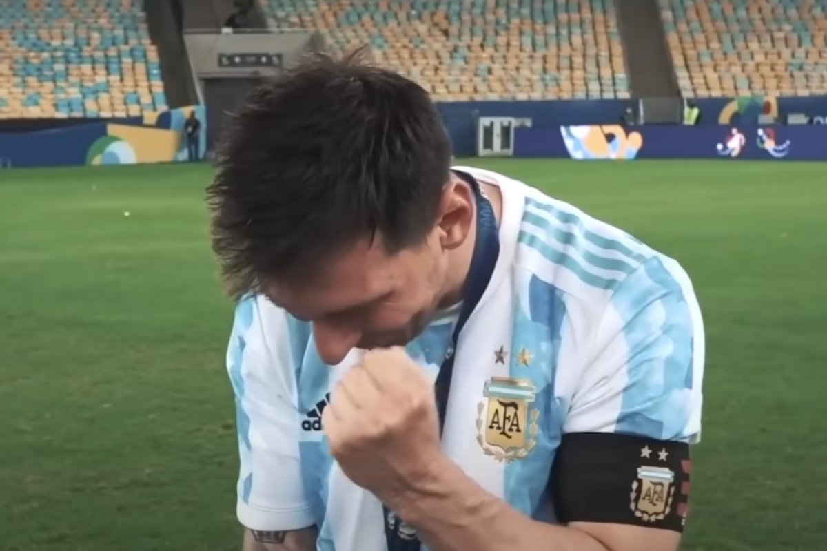 Vídeo: “É o clube da minha vida” diz Messi sobre o Barcelona 