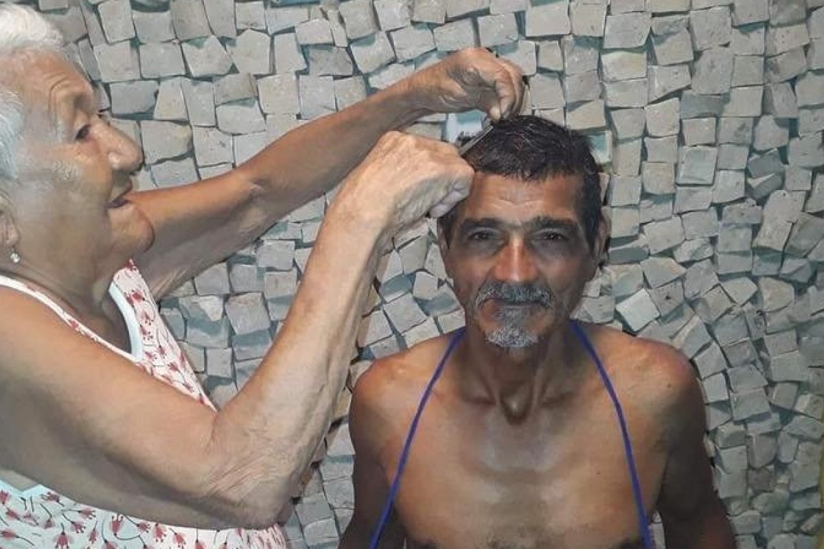 Idoso passa no vestibular para enfermagem 