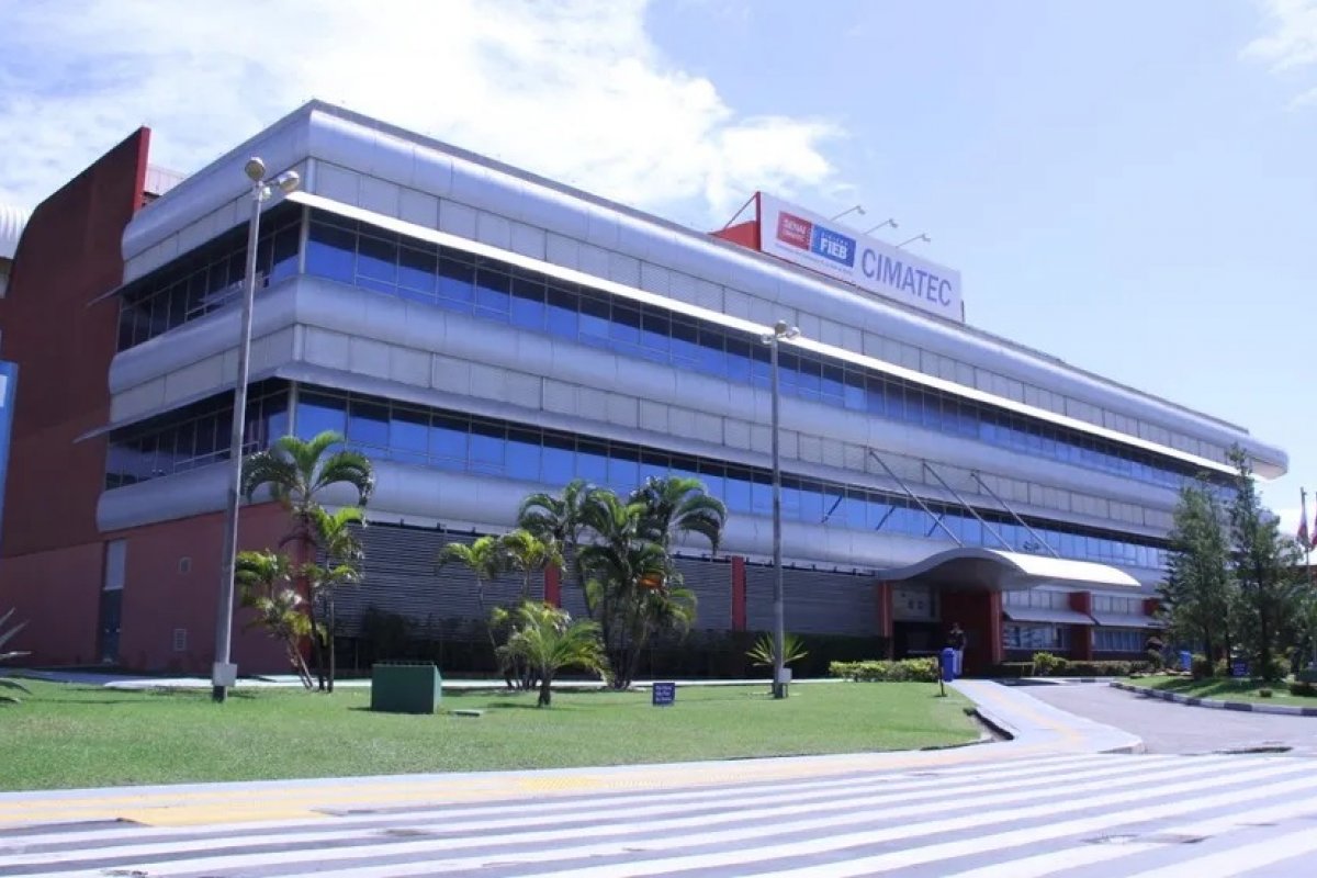 SENAI CIMATEC oferece bolsas integrais para graduação em engenharia e arquitetura e urbanismo; saiba como concorrer