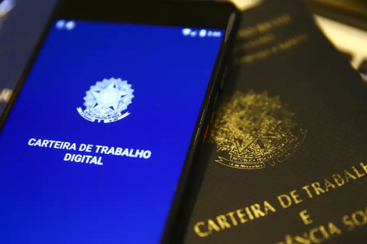 Brasil abre 247,8 mil vagas formais de trabalho em setembro, mostra Caged