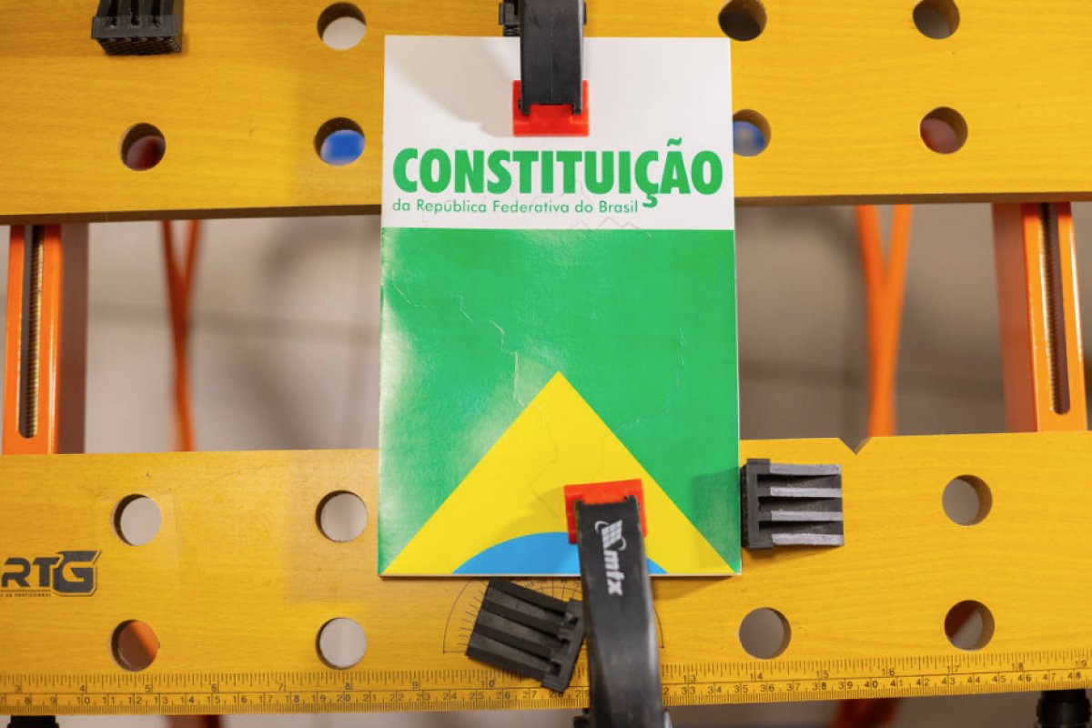 Estabilidade do servidor público está na Constituição desde 1934 e passou por tentativas de mudança