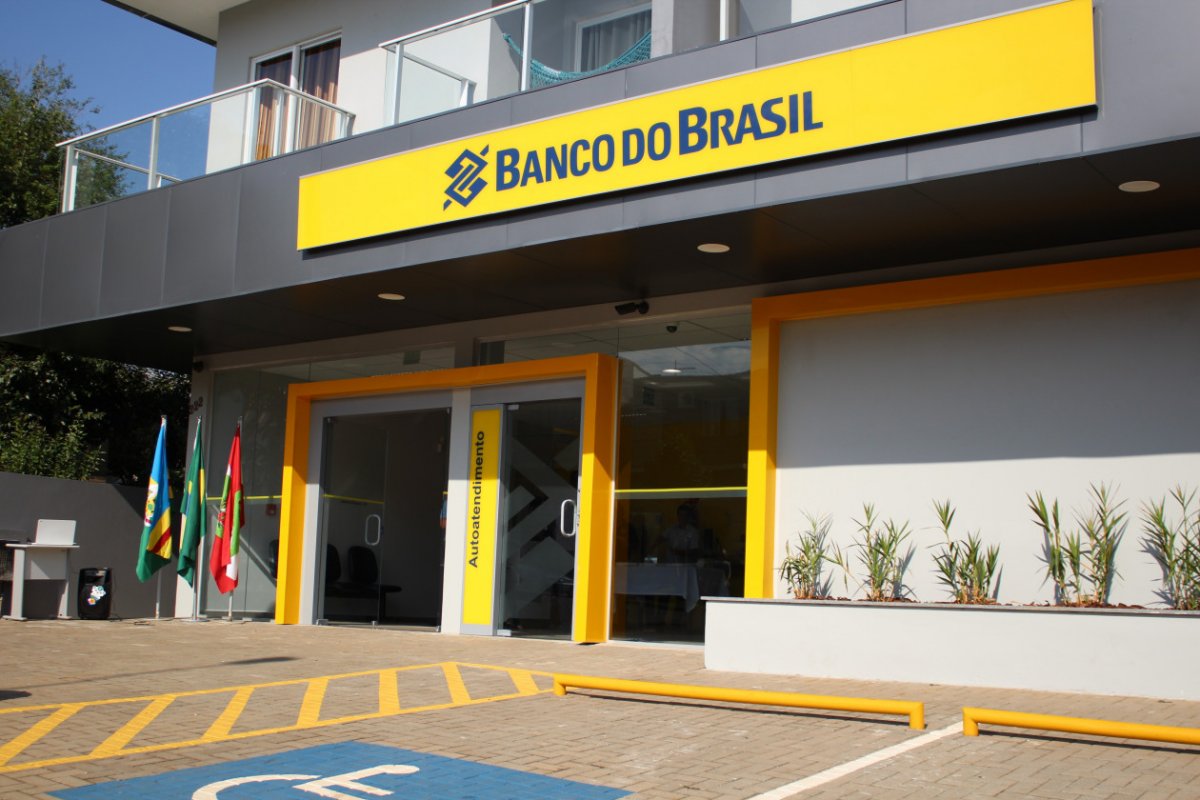 Polícia mira grupo que roubava dados de clientes em agências do BB