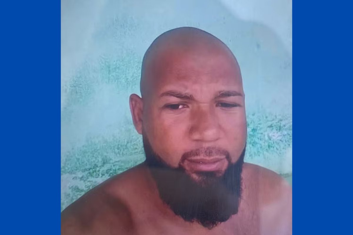 Homem presta depoimento e é liberado pela Polícia Civil, após matar ex-companheira a facadas na frente do filho dela, em Salvador 