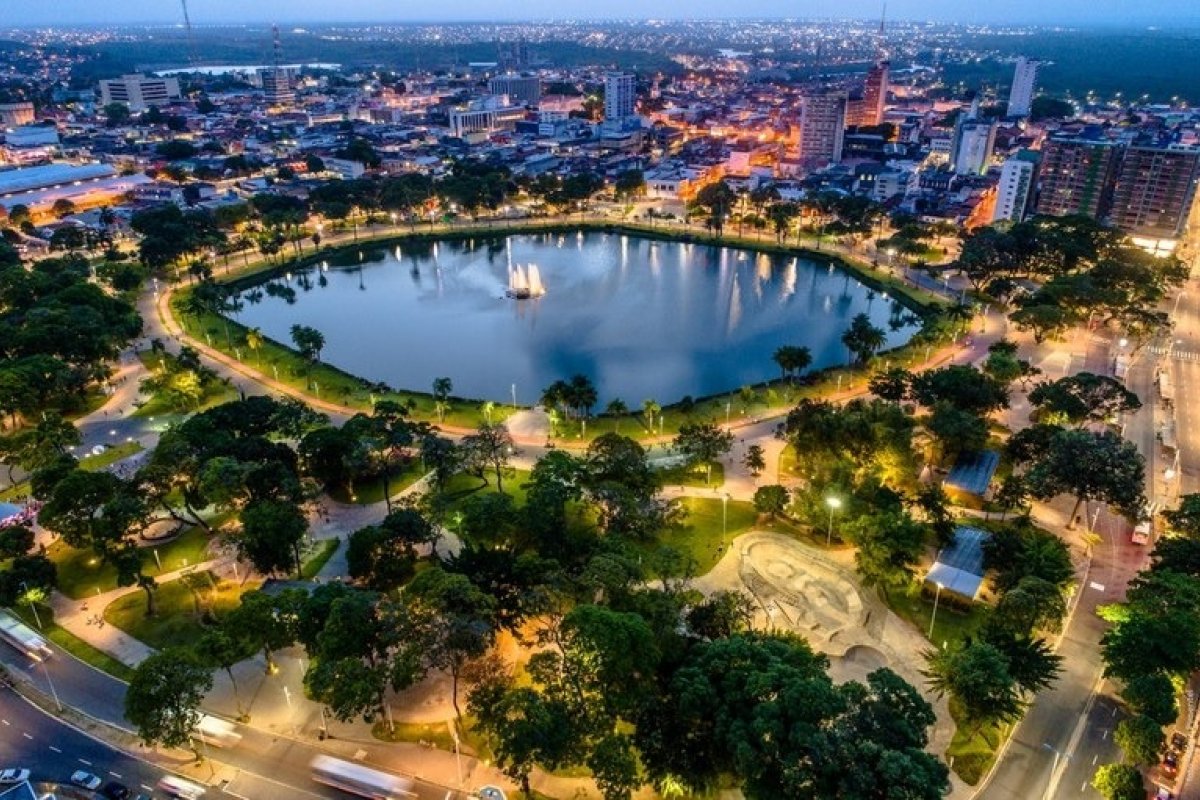 Capital  brasileira ocupa 2° lugar nos destinos em alta para viagens em 2025; confira a lista 