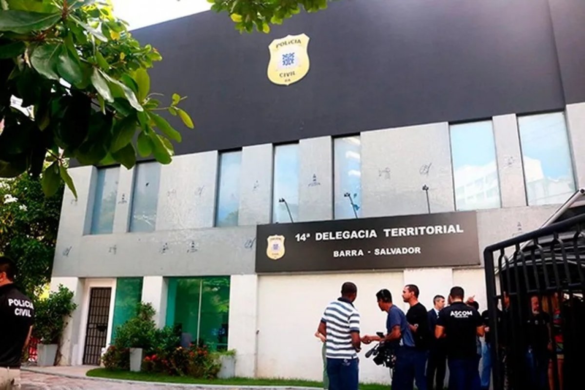 Golpe do 'Boa noite, Cinderela': suspeito é indiciado por dopar e roubar outros homens em encontros na Bahia