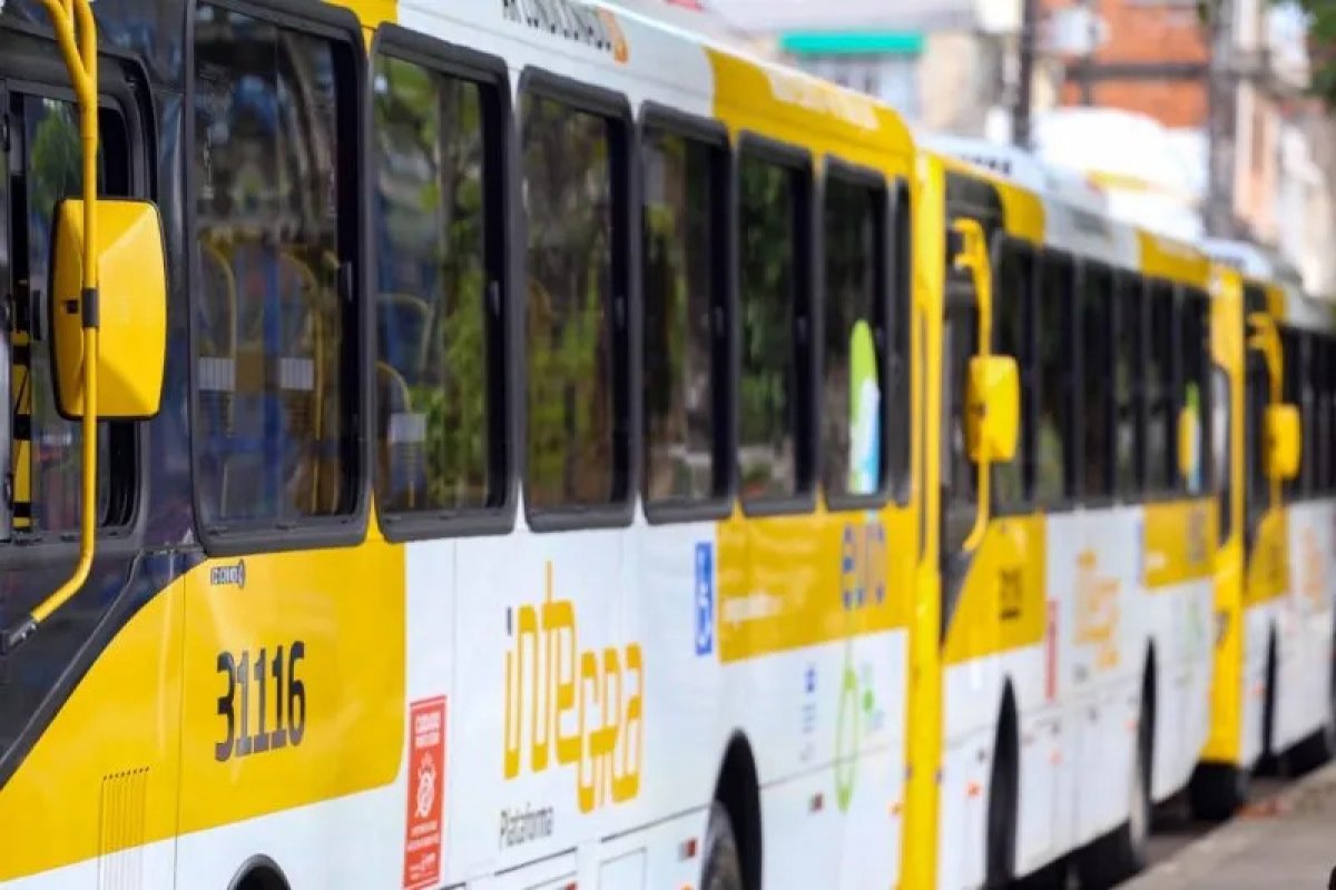 Linhas de ônibus são modificadas após deslizamento de terra na Estrada Velha de Periperi 