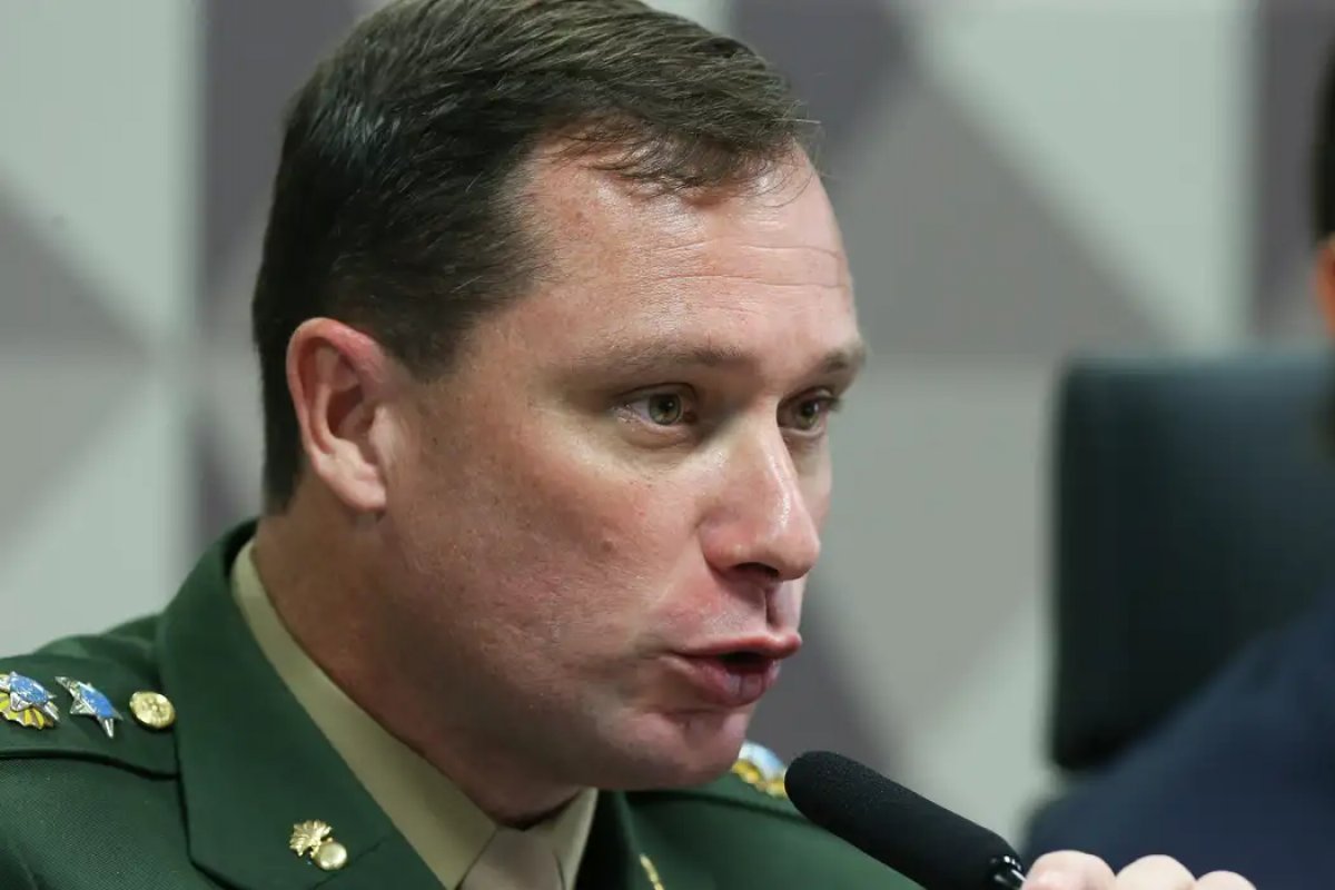 Mauro Cid dará novo depoimento à Polícia Federal na próxima quinta (5)
