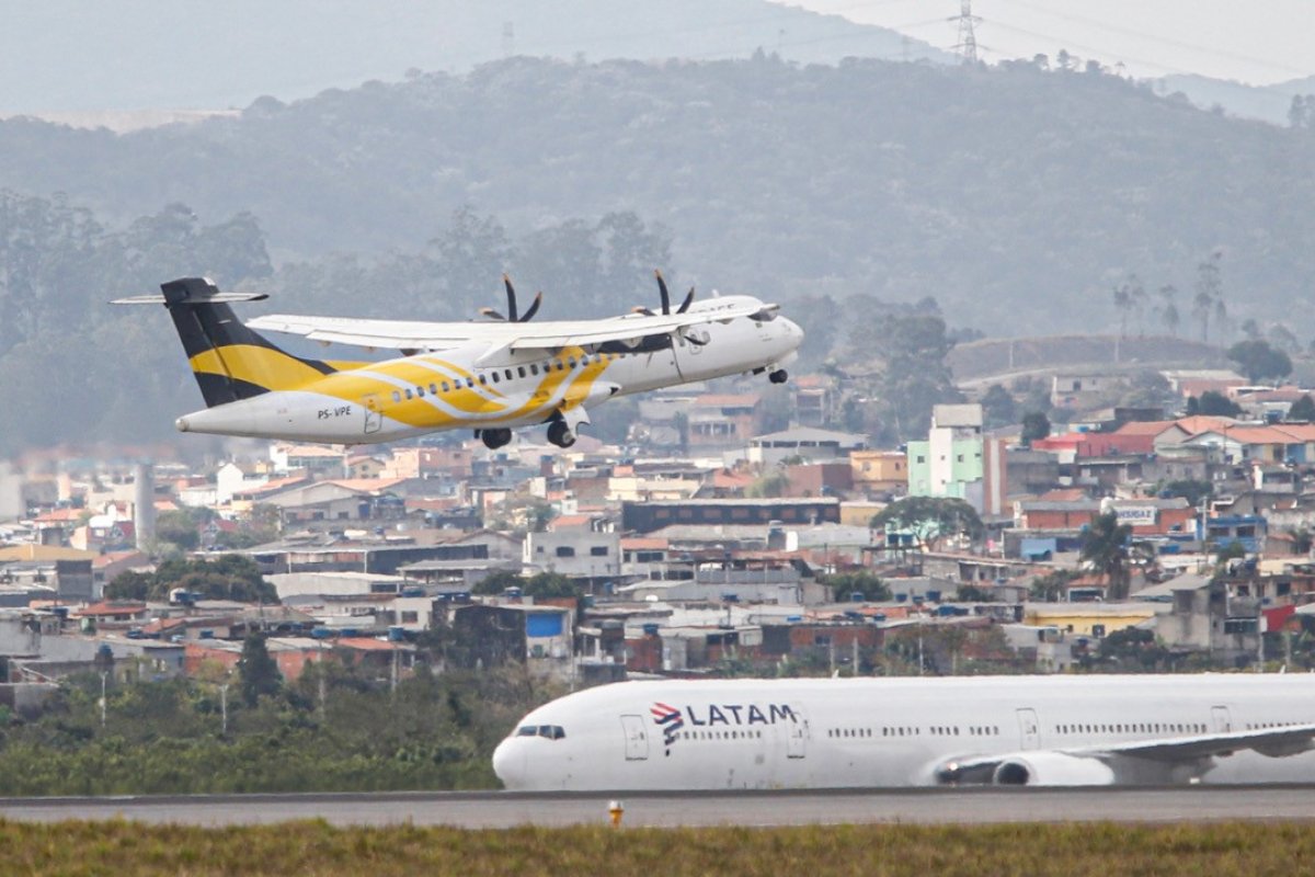 Superior Tribunal de Justiça suspende decisão que proibia deportação de imigrantes ilegais retidos no Aeroporto de Guarulhos