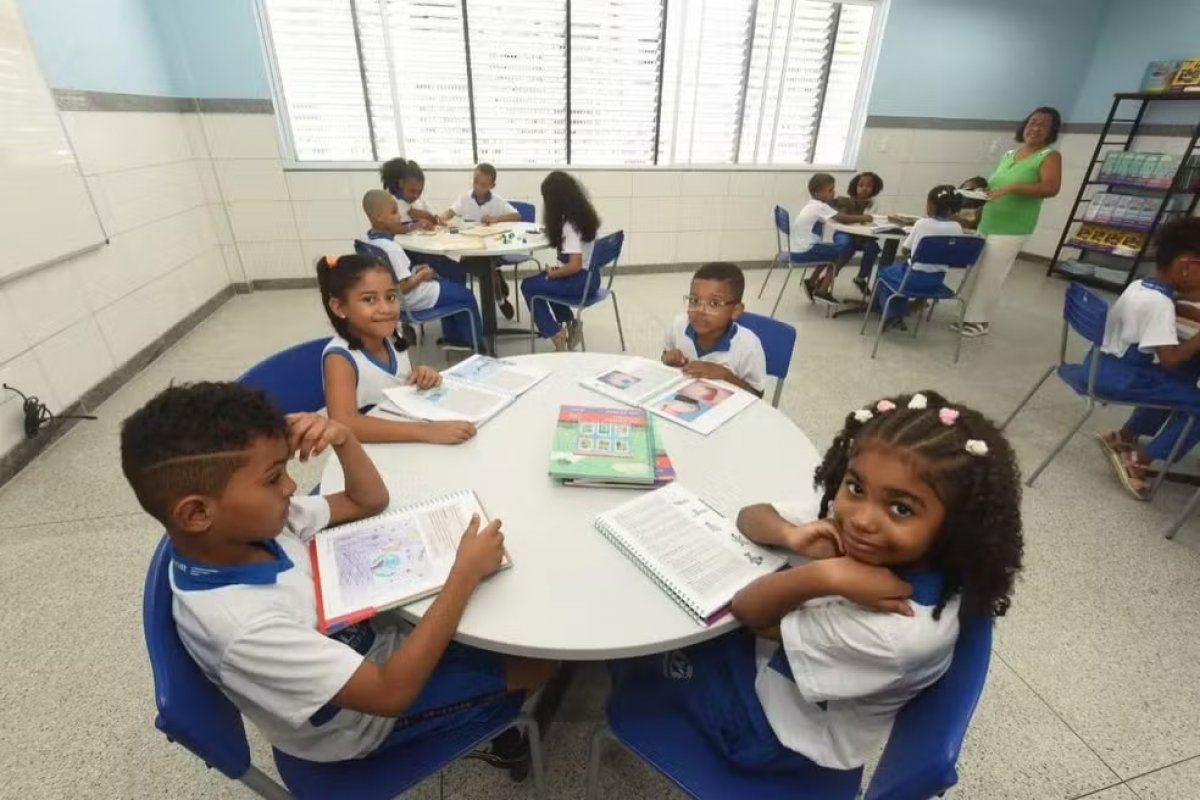 Prazo para cadastramento de vagas do Ensino Fundamental e Educação de Jovens Adultos é prorrogado em Salvador