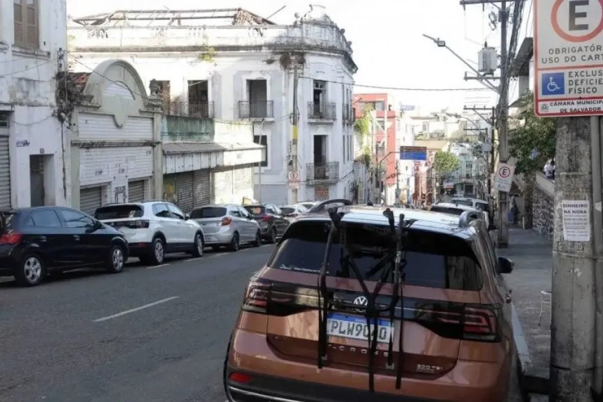 Transalvador regulamenta mais de 400 vagas de Zona Azul para Natal, em Salvador 