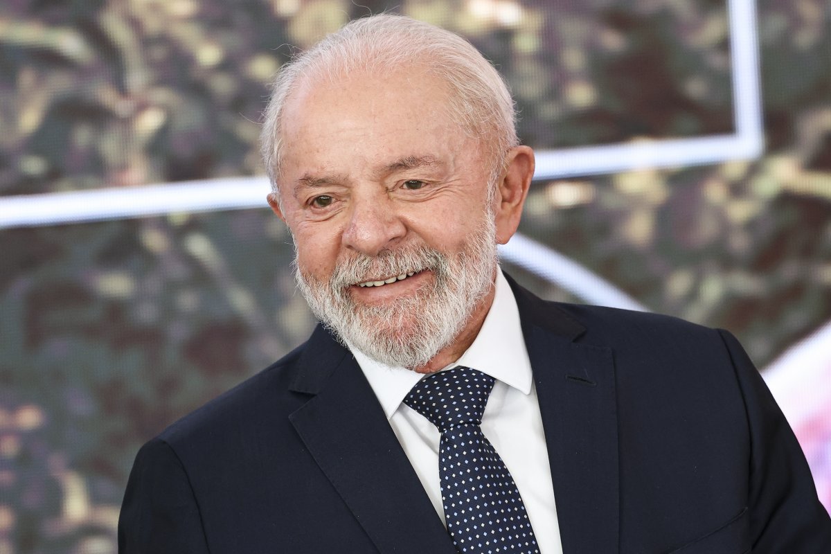  Lula está lúcido, orientado e conversando, diz boletim médico sobre presidente