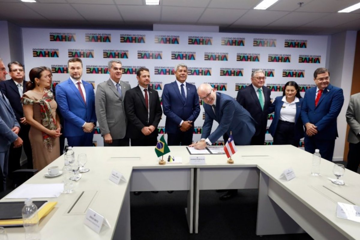 Governo da Bahia assina contrato de US$ 150 milhões para construção da Ponte Salvador-Itaparica 