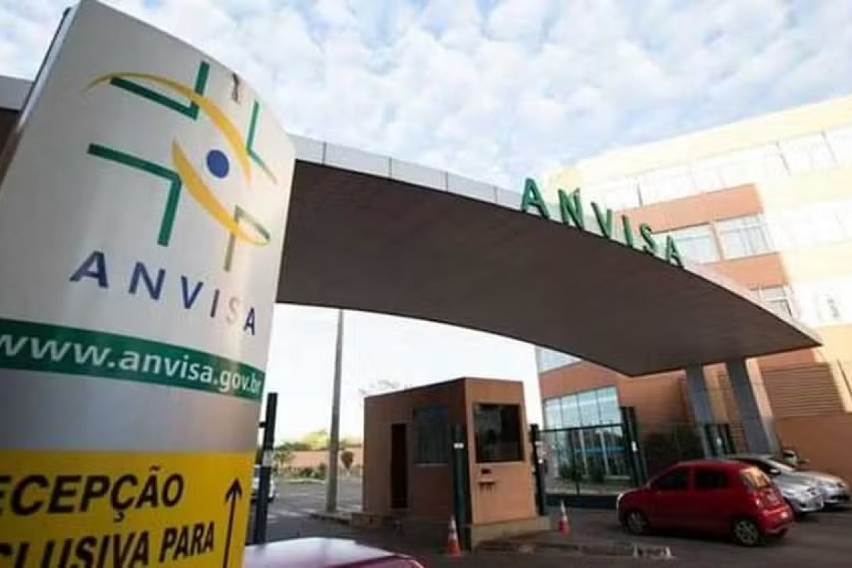Mandatos de dois diretores da Anvisa acaba neste mês; Lula terá que indicar novos diretores 