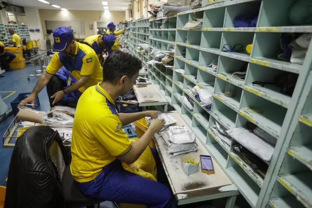 Concurso dos Correios tem abstenção de mais de 40%; confira o gabarito