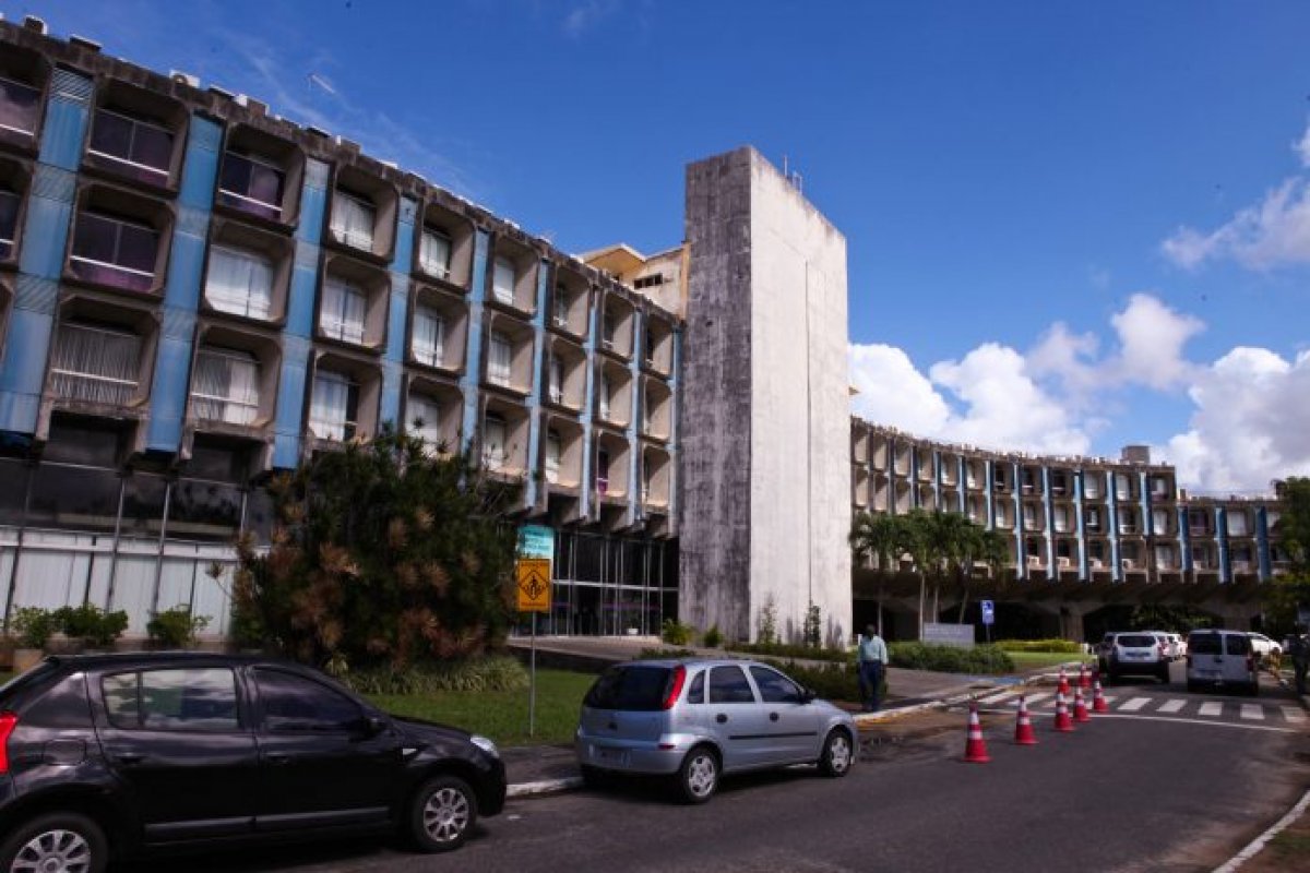 Governo da Bahia decreta ponto facultativo nas vésperas e antevésperas dos feriados de Natal e Ano Novo