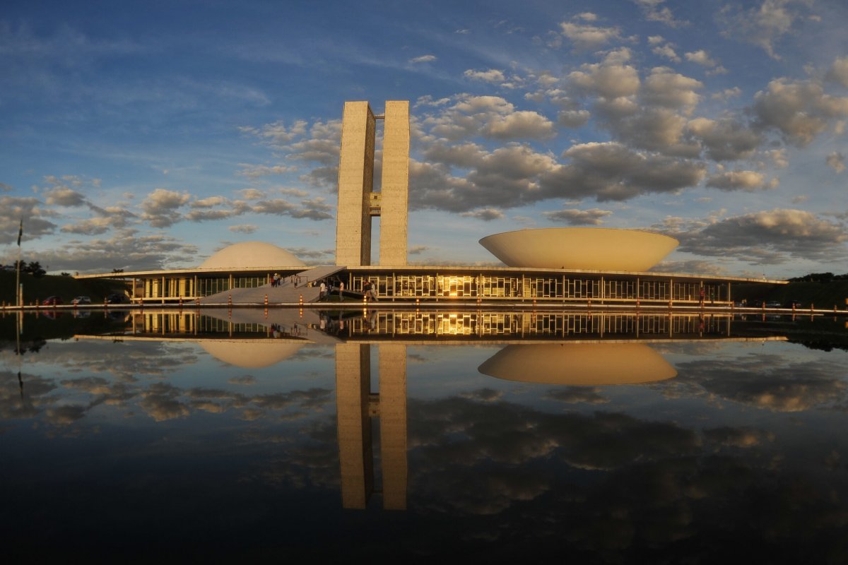  Congresso aprova LDO 2025 com novas regras para emendas parlamentares e previsão de déficit zero