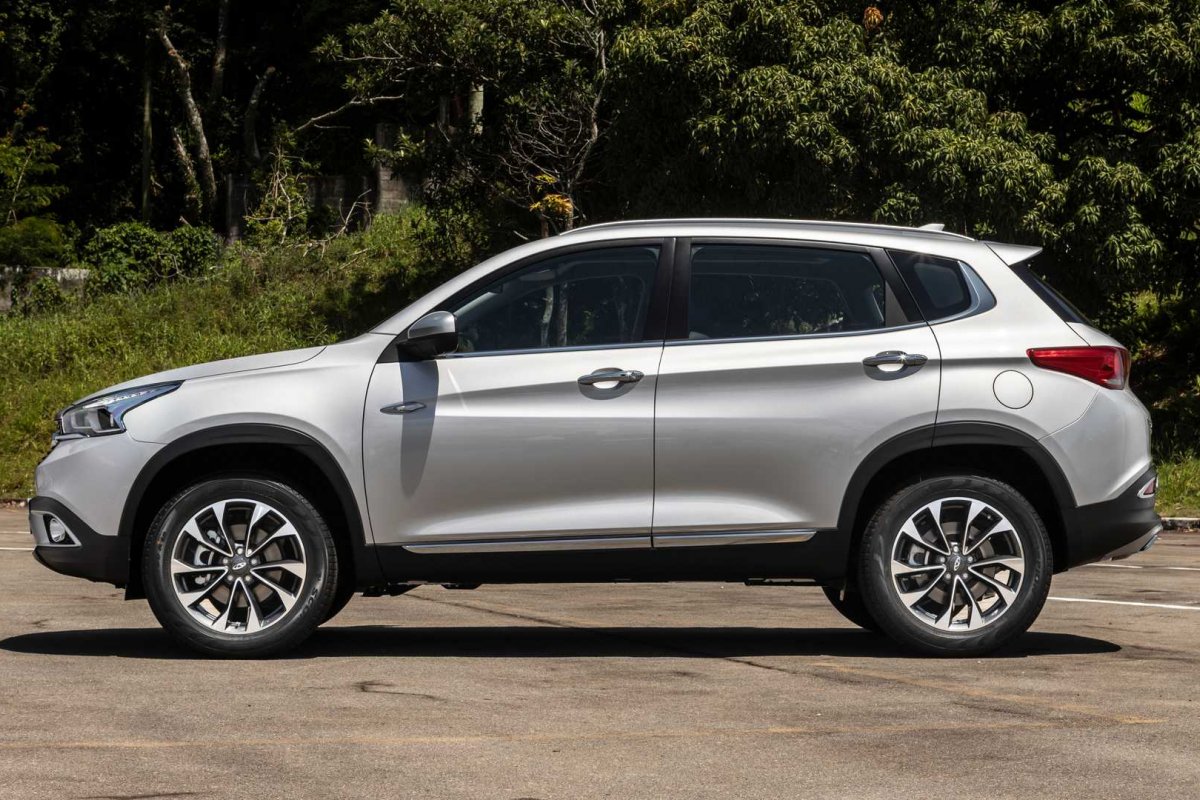 Tiggo 7 2020 ganha novos detalhes visuais e multimídia 