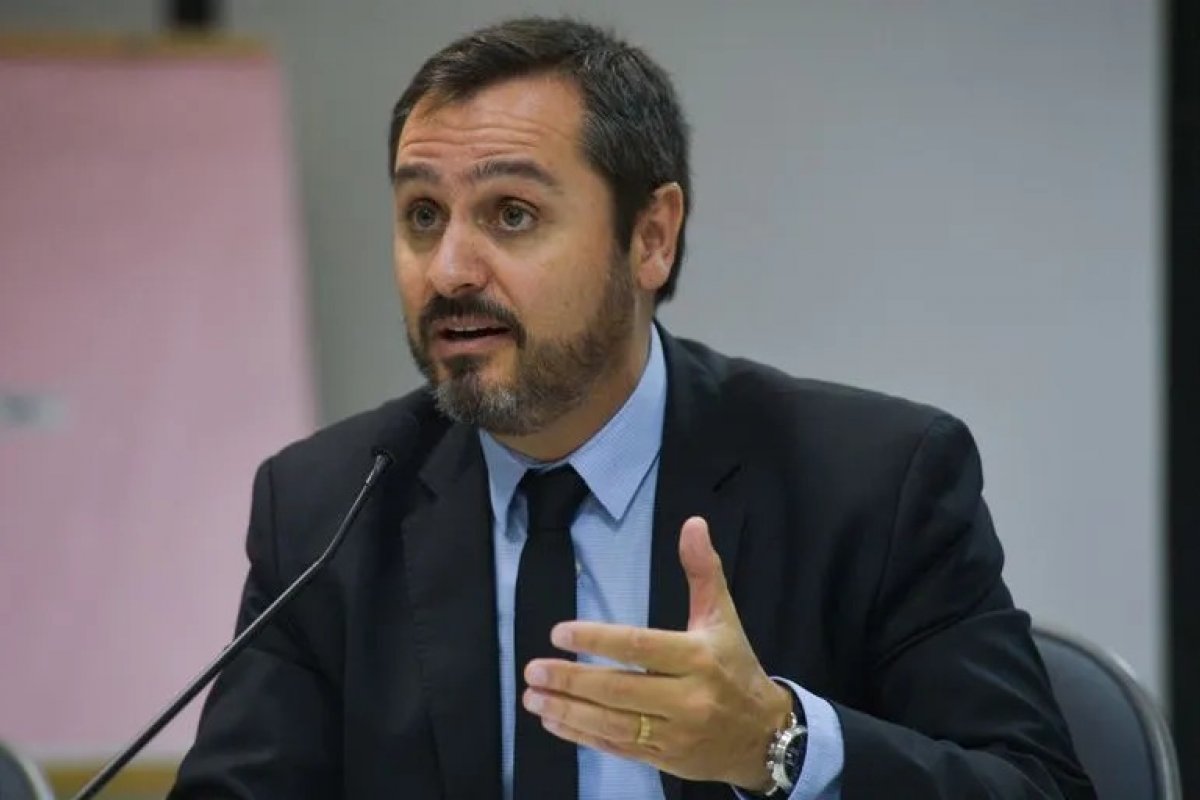 Diretor-geral da PF diz que mais de R$ 4 bilhões foram retirados em bens de crime organizado em 2024 